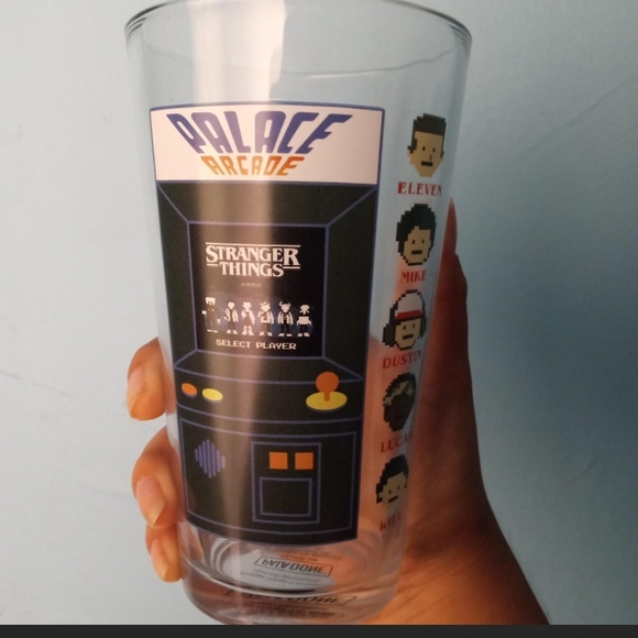 Stranger Things Cold Change Glass Set - Picture 3 of 8